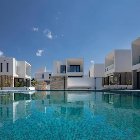 Avalon 1 11 Kosta Communal Pool Вилла *